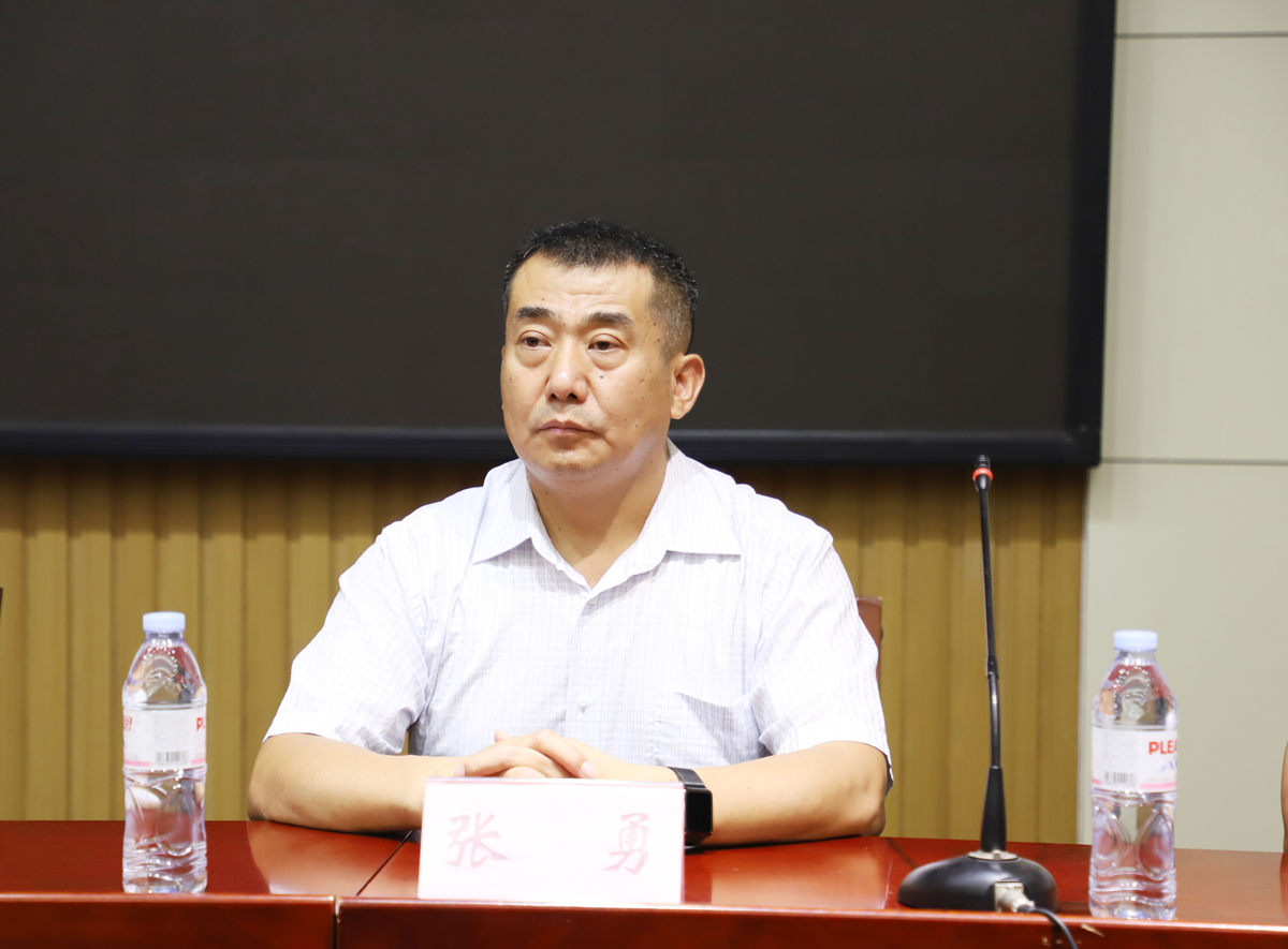 長田實(shí)業(yè)傾情捐資 助力學(xué)子圓夢 愛暖金秋