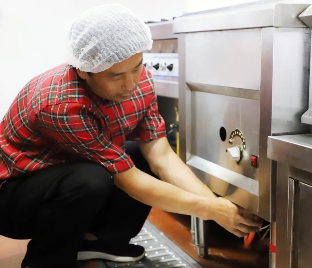 1626342843657278.jpg 640.webp.jpg